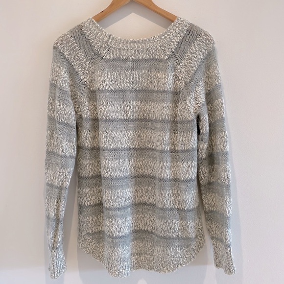 Reitmans Striped Sweater. Size M. Colour Grey/White/Silver. - Picture 2 of 5